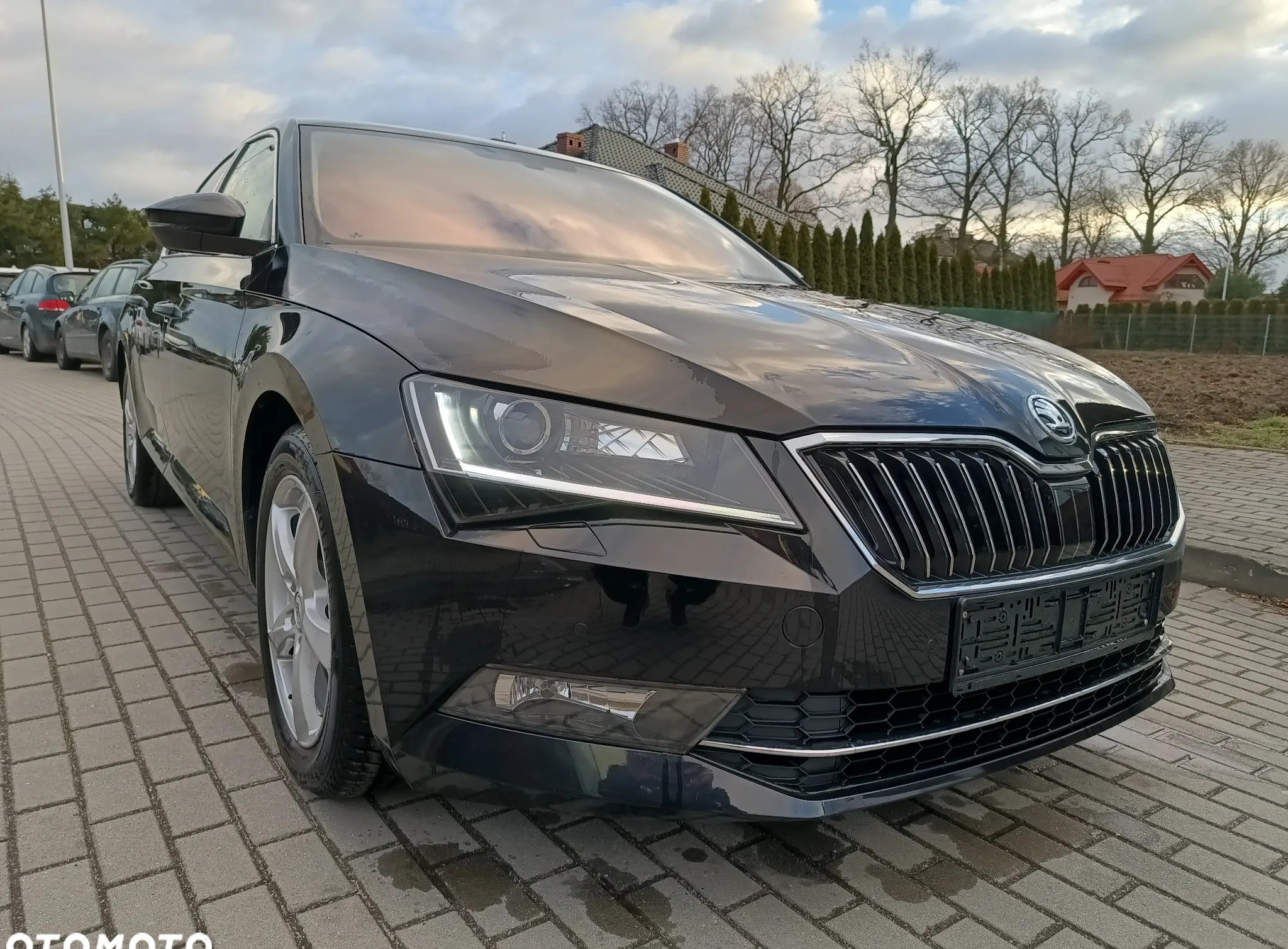 Skoda Superb cena 55900 przebieg: 136000, rok produkcji 2016 z Nysa małe 497